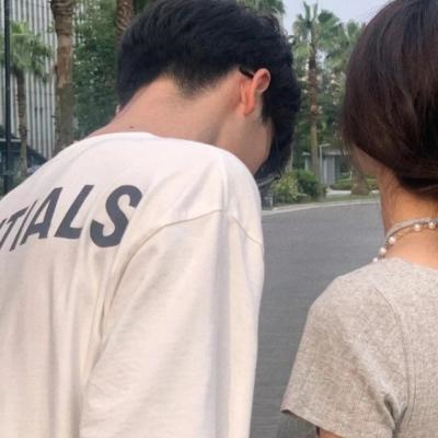 低调有意境的二人专用微信情头 ins高级质感真人不露脸情侣头像