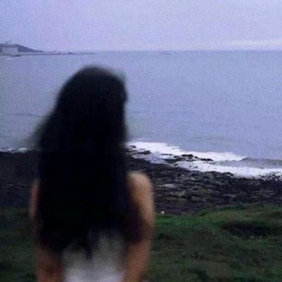 唯美有意境的超好看情头最新 一男一女分开的背影情侣头像不明显