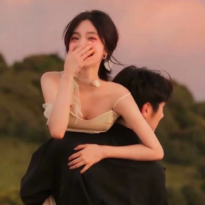 小清新浪漫情侣日常微信头像 成熟的甜蜜真人情侣头像高质量合集