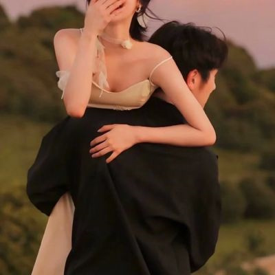 小清新浪漫情侣日常微信头像 成熟的甜蜜真人情侣头像高质量合集
