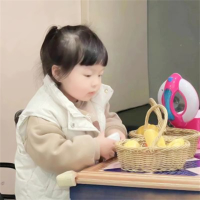 不容易看出的情侣款微信头像 2022高清最新可爱萌娃情头一男一女