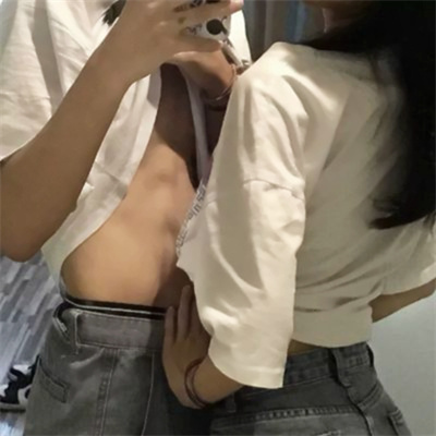 2022最新浪漫小众的情头合集 超撩人的禁欲真人情侣头像高颜值