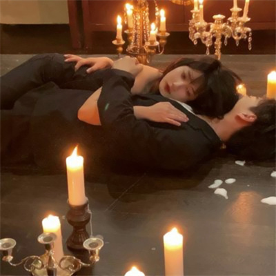 2022最新浪漫小众的情头合集 超撩人的禁欲真人情侣头像高颜值