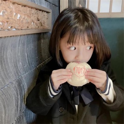 好看小孩情头双人一人一张最新版 2022可爱萌娃呆萌情侣头像