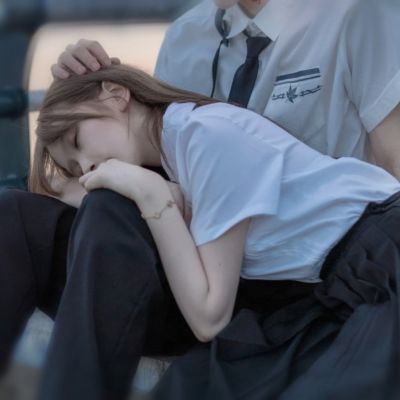 情侣间甜蜜又搞怪的真人情头 很惊艳有魅力的气质情头大全
