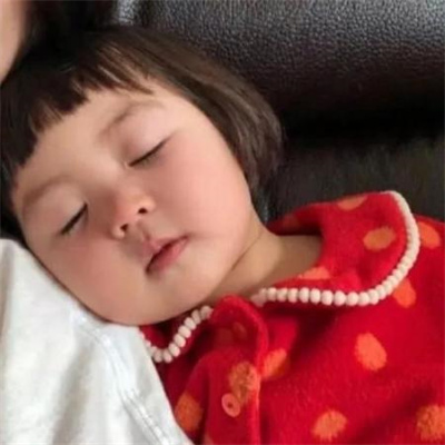 适合学生党用的不明显情侣头像 可爱搞怪的萌娃情侣头像一男一女