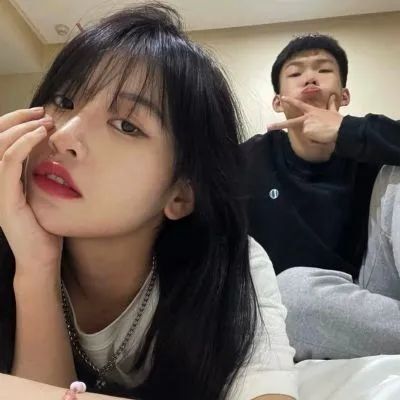 2022真人情侣头像一对超级恩爱 全新很好看让人很惊艳的情头