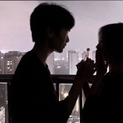 情侣真人情头超级好看高清 高颜值很甜很撩的幸福的情侣头像