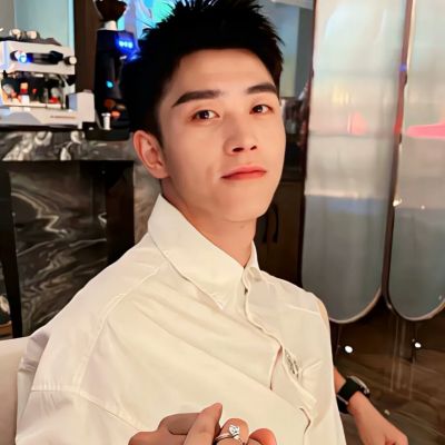 很精致的ins风小众的魅力情头 很干净又很文艺好看的气质情侣头像
