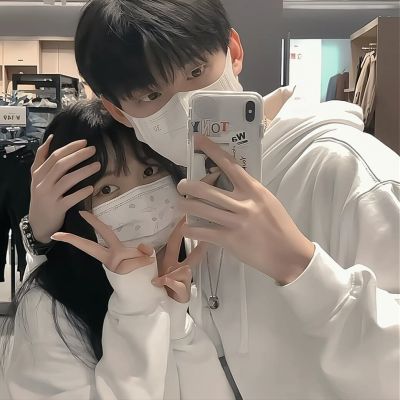 2022看不出来的情头最新版合集 高调秀恩爱的情侣头像真人一对