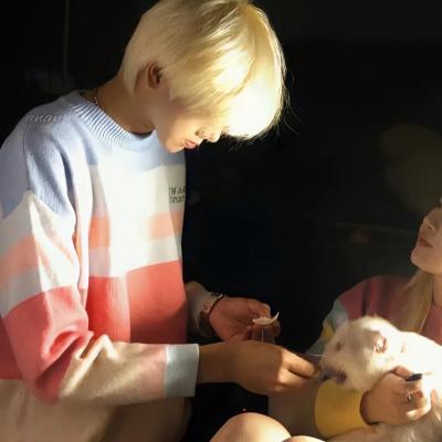 好看又明显的超高颜值情侣头像 让人一眼就不会忘的真人甜蜜情头