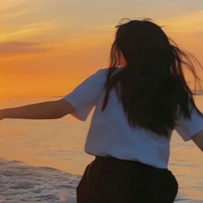 高颜值超幸福的很撩人的情侣 2022绝美不明显的情头真人ins超好看