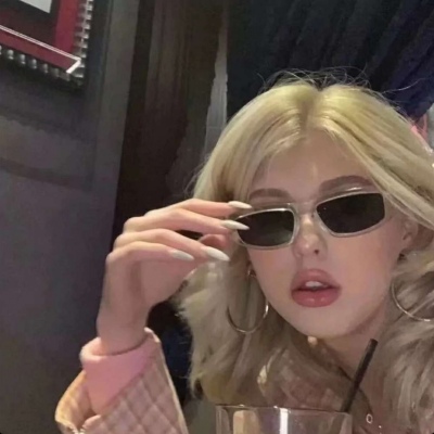 最新颜值逆天欧美女生头像 很惊艳的抖音绝美欧美女神头像