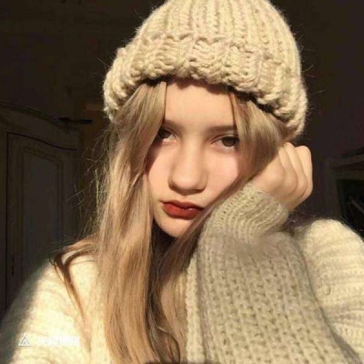 ins风质感的欧美美女头大全 最新欧美范酷拽十足的美女头像