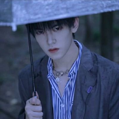 精致又很可爱的夏日蓝色个性头 ins潮流夏天蓝色头像真人高清好看