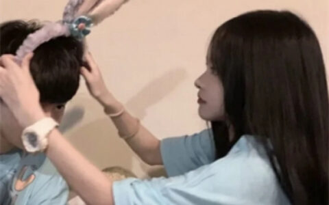 有互动的情侣头像氛围感强 巨甜无比男女同框情侣头像真人图