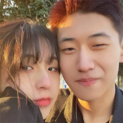 韩系情侣头像慵懒夏日图片 超甜优质真人情侣头像一男一女