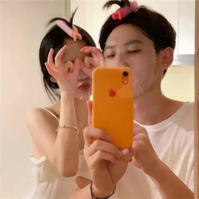 一男一女甜蜜微信热门情头 2022最新真人情侣头像高清