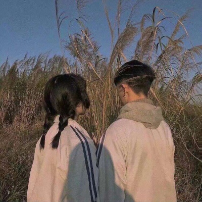 超甜的情侣真人微信头像图片大全 软萌可爱的情侣头像一左一右