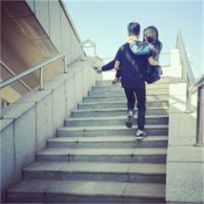 超甜情侣真人微信头像图片大全 微信情侣头像图片大全专用背影