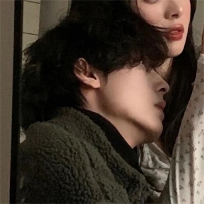 唯美浪漫的情侣微信图片大全 好看的不易撞双人情侣头像真人一对