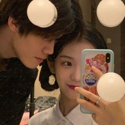 特别唯美的情侣专用微信图片大全 可爱萌系情侣头像一对两张图片