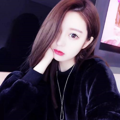 唯美好看的情侣高清一人一张图片 微信情侣头像两张配对真人版