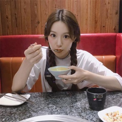 超好看情头真人最新图片大全 唯美情侣一男一女小清新头像图片