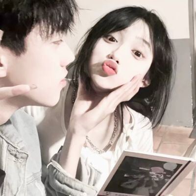 浪漫温馨情侣最新头像图片大全 高清真人情头一左一右两张图片