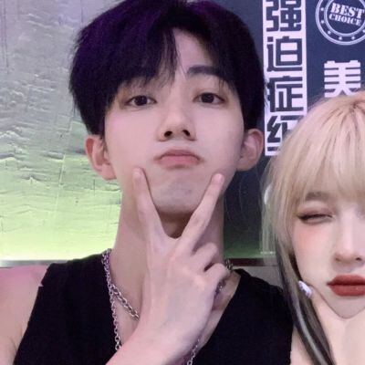 唯美超甜的情侣微信头像 高清真人超仙情头图片