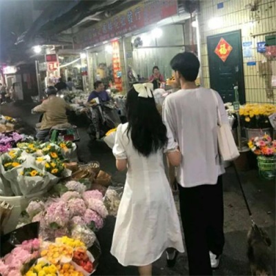 qq情侣头像双人两张真人 幸福甜蜜情侣头像真人一对两张