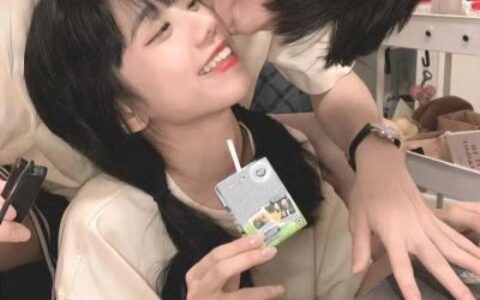 很高调秀恩爱的情头真人好看 2022情侣头像一男一女高清