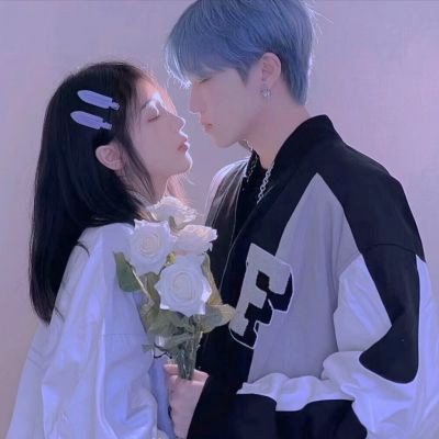 唯美情侣一对两张头像图片大全 有氛围感的浪漫情侣头像