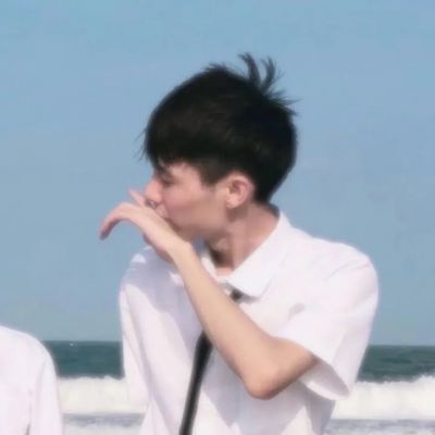 一人一张的情侣头像真人 情侣头像2022最新很有气质合集