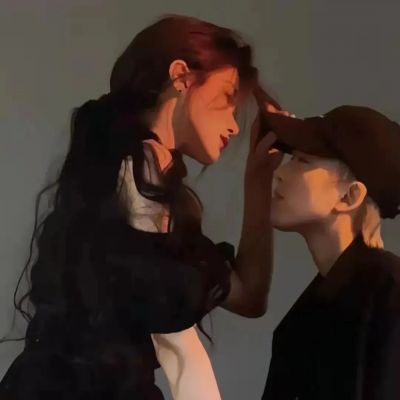 唯美超甜情头高清头像图片大全 情侣头像一男一女情头真人成熟