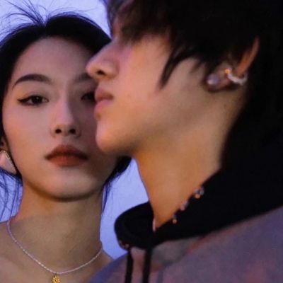 唯美情头高清真人图片大全 超甜扣扣情侣头像一对两张图片