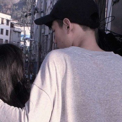 特别唯美浪漫的真人高清头像图片 情侣头像的照片一男一女的头像