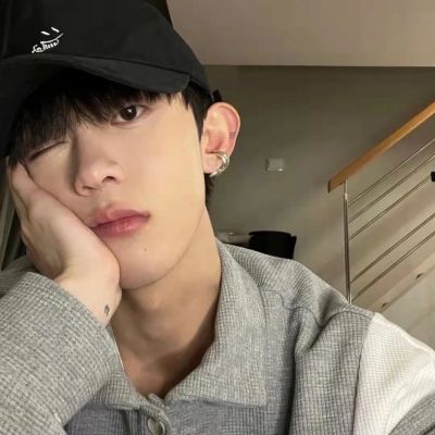 情侣高清真人微信头像图片大全 情头一人一张分开超甜男左女右