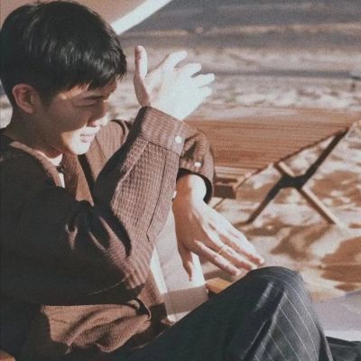 情侣个性头像高清微信潮流图片 非常好看的真人情头一人一张