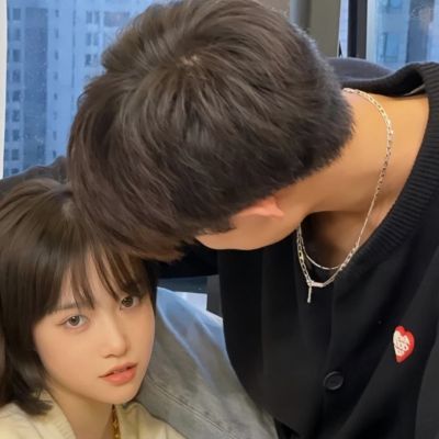 唯美情侣真人高清微信头像图片大 高冷抖音最潮情侣头像两张图片