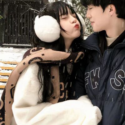 唯美情侣真人微信头像图片大全 qq好看情头疯狂撒狗粮的情头