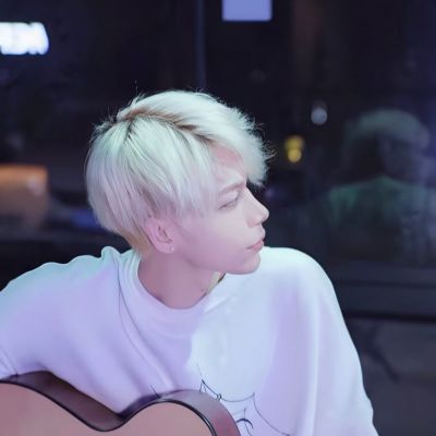 唯美浪漫情侣高清微信图片 情侣头像一左一右真人可爱