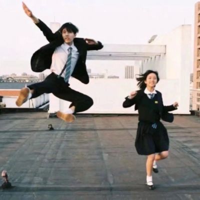 唯美情侣高清真人微信头像图片 抖音最火情侣头像一左一右配对