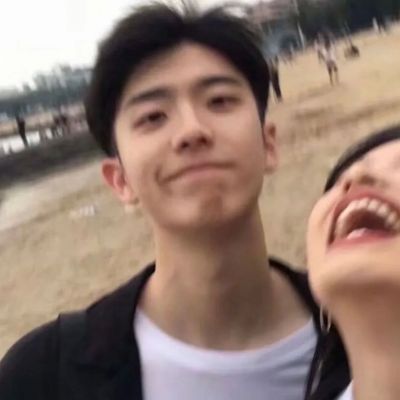 唯美情侣高清微信图片大全 浪漫甜蜜真人情侣头像图片