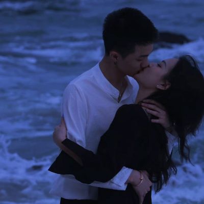 特别唯美浪漫的情侣高清真人大图 抖音最流行的情侣头像图片