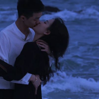 特别唯美浪漫的情侣高清真人大图 抖音最流行的情侣头像图片