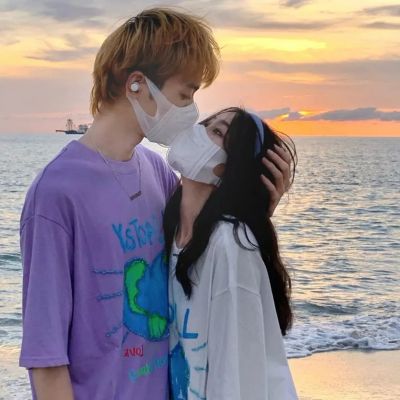 唯美浪漫情侣高清微信图片大全 好看的情侣头像一对情侣真人