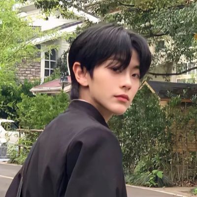 超唯美浪漫的情侣高清头像图 最潮流的情侣头像一男一女一人一张