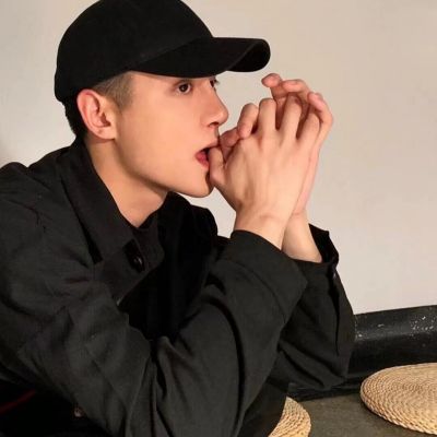 超唯美浪漫的情侣高清头像图 最潮流的情侣头像一男一女一人一张