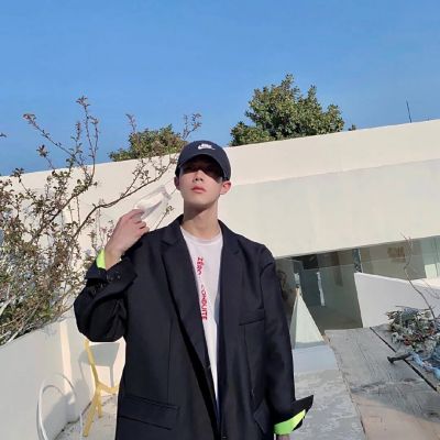 唯美时尚情侣浪漫微信图片大全 潮流嘻哈情侣头像一对高清图片